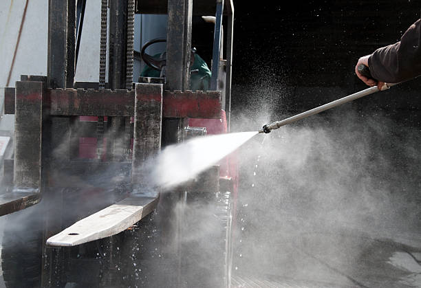 Best Roof Pressure Washing  in Freedom, PA